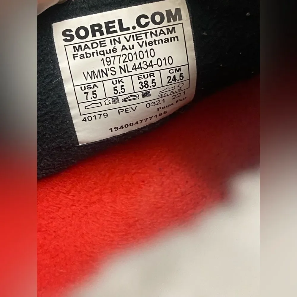 SOREL Out N' About Conquest Boot black suede short lace up waterproof 7.5
